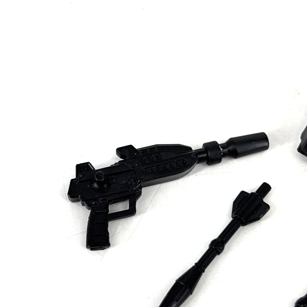 Hasbro Collectibles G.I. Joe Classified Series Major Bludd Weapon & Backpack LOT